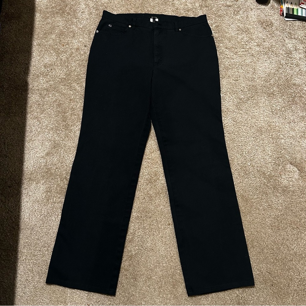 ESCADA WOMENS Black Straight Jeans
Euro Size 44 US Size L